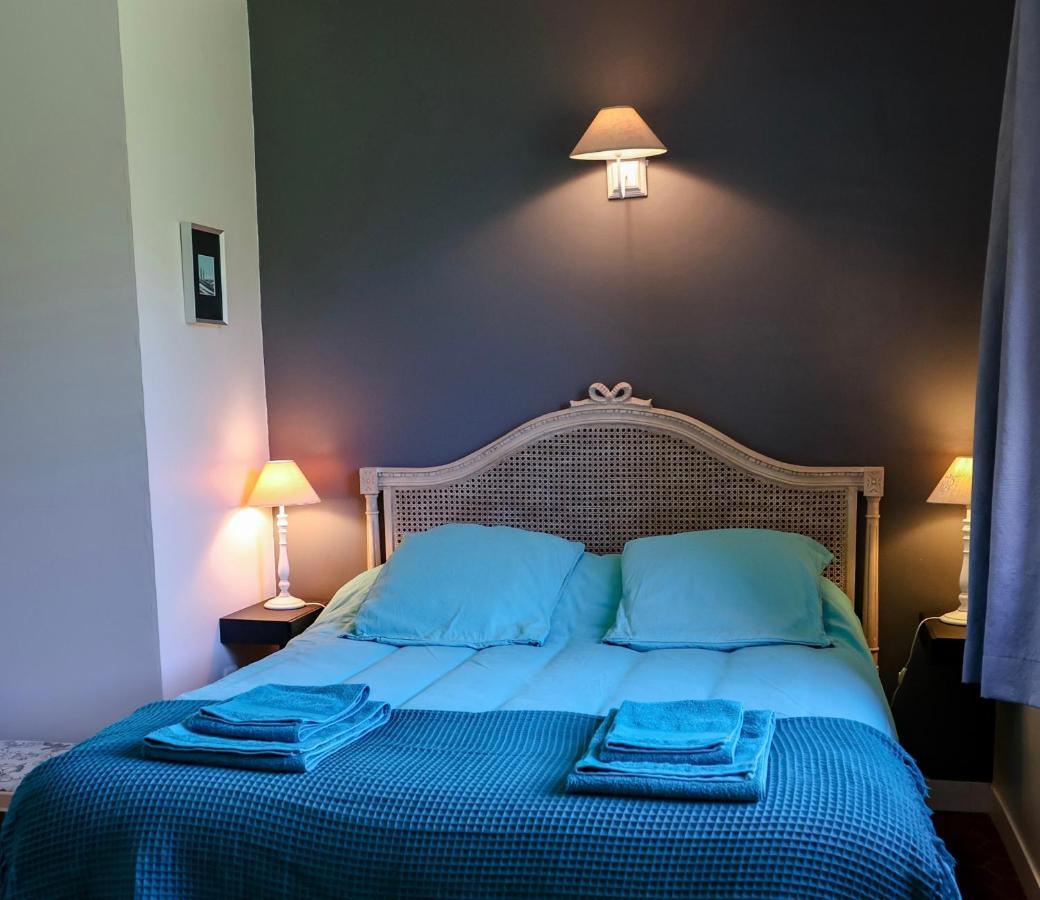 Bed and Breakfast Domaine De Montbarri La Tour-sur-Orb Экстерьер фото