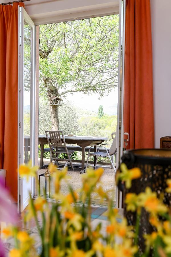 Bed and Breakfast Domaine De Montbarri La Tour-sur-Orb Экстерьер фото